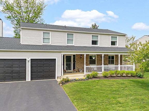 3rd image of 17420 Taunton Dr