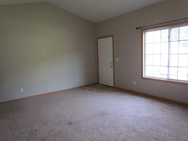 24850 Talladega — Photo 4