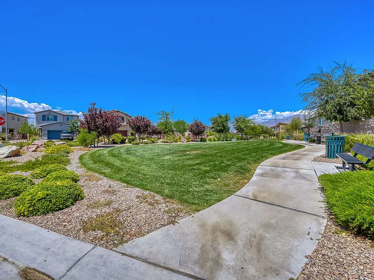 3752 Berenices Ave — Photo 22