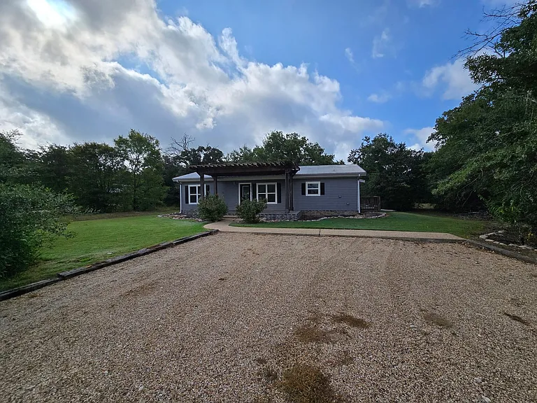 5416 Raymond Stotzer Pkwy — Photo 2