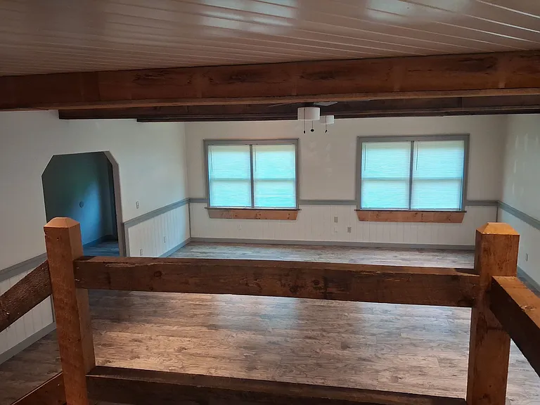 222 Mountain View Rd — Photo 9