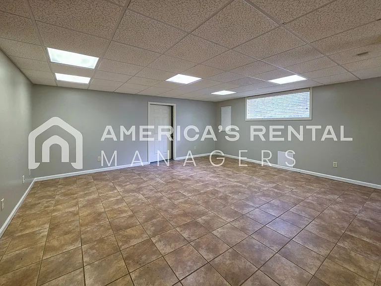 487 Tara Dr — Photo 60