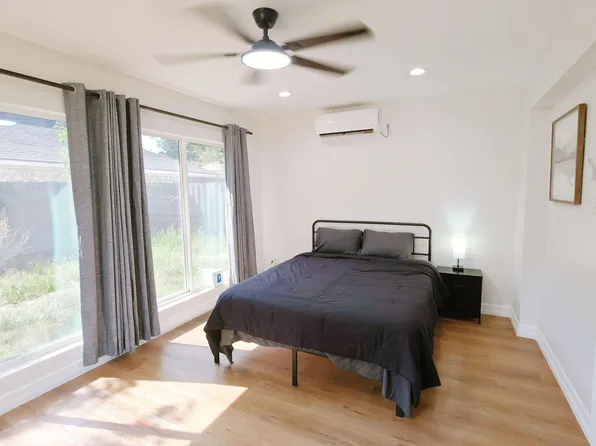 (undisclosed Address), Houston, TX 77068