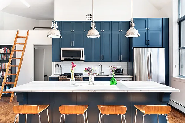 Sold by Compass | media 12