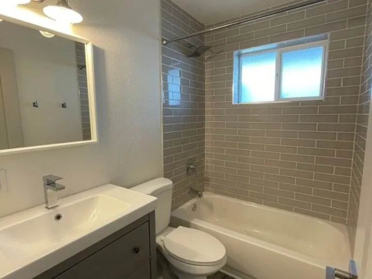3031 N 69th Pl #7 — Photo 15