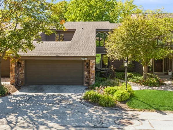 345 N Elm Grove Rd E Unit E, Brookfield, WI 53005