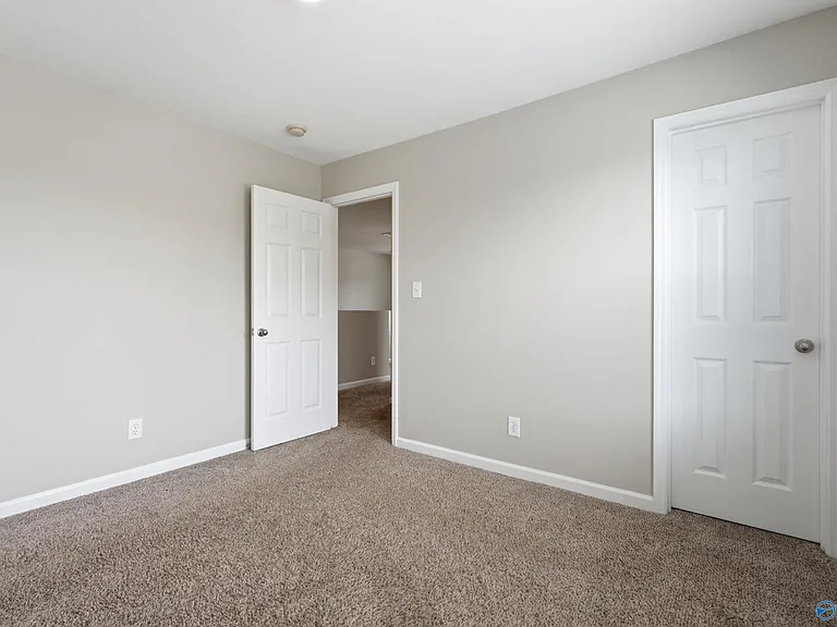 3262 Lakeland Dr — Photo 14
