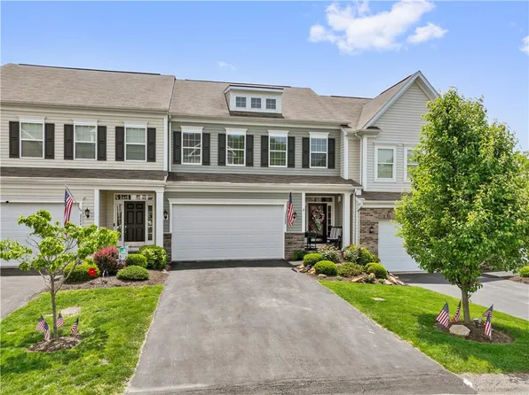 2282 Flint Dr S, Washington, PA 15301