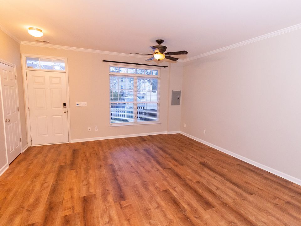 Living Room-3