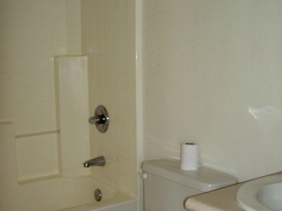 2nd Bathroom