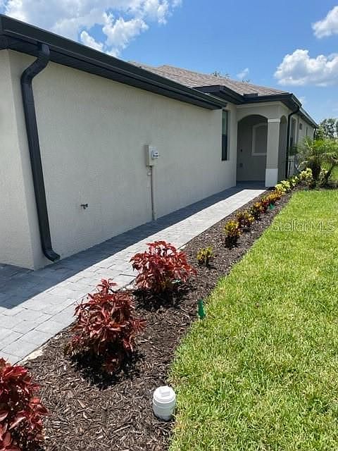 1st image of 2120 Bonito Way