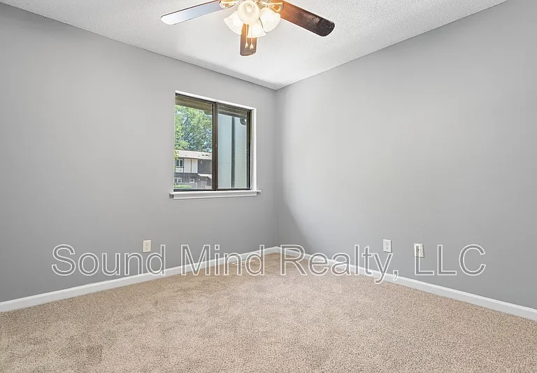 4249 Lake Ridge Dr #5B — Photo 21