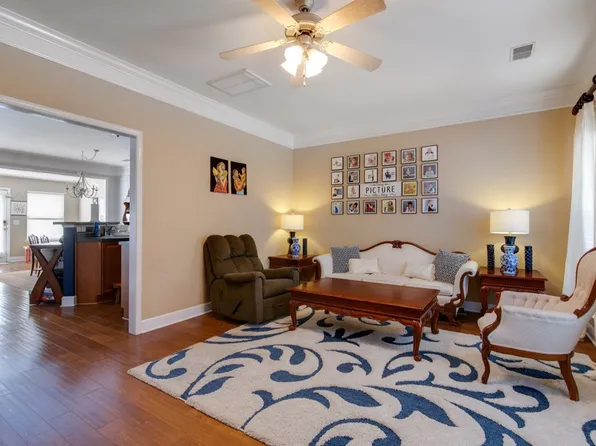 7031 Sunnywood Dr, Nashville, TN 37211
