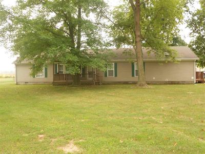 7152 W Illiana Dr, West Terre Haute, IN, 47885