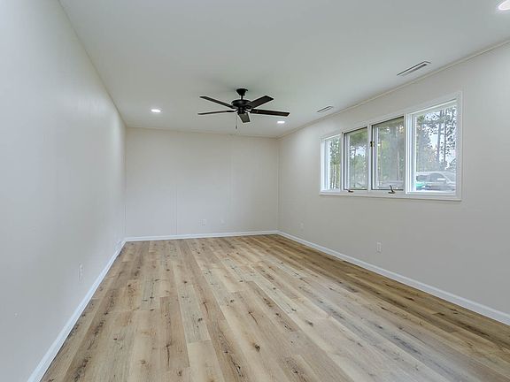 2nd image of 5910 Edward St #5908