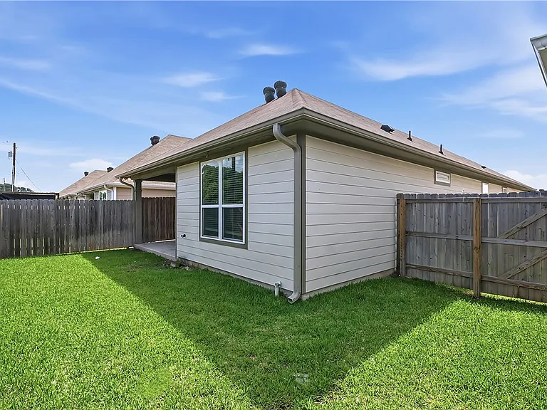 3007 Stevens Dr — Photo 25