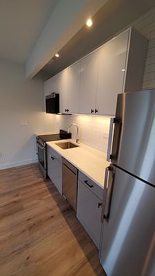 3rd image of 48 E 4th St Floor 2
