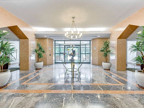 4th image of 2177 Burnhamthorpe Rd W #1112