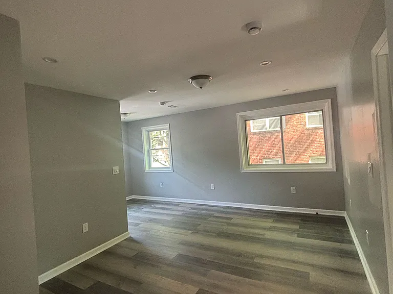 8306 Roanoke Ave #1 — Photo 9