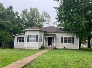 702 Cypress St, Teague, TX 75860