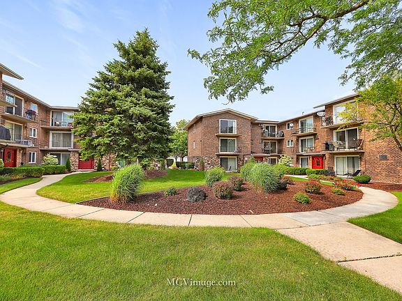 4th image of 9040 W 140th St APT 3A