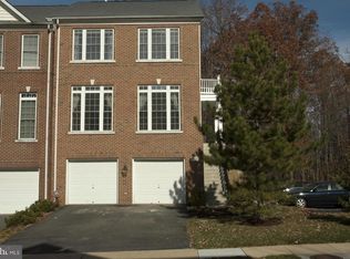 4204 Upper Park Dr, Fairfax, VA 22030