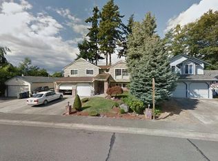 15B Country Club Rd, Honolulu, HI 96817