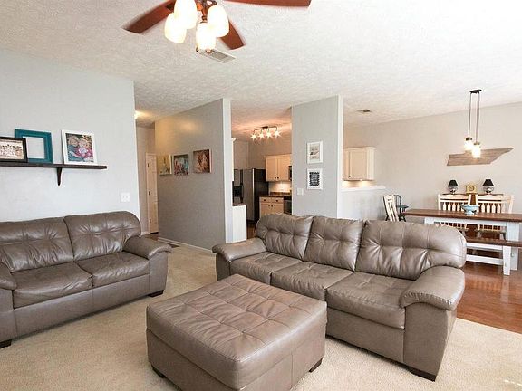 2nd image of 370 Owl Dr