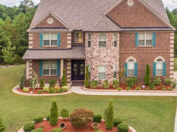 2202 Golden Eagle Dr, Locust Grove, GA 30248