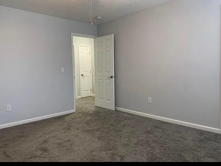 Deercrest Ct — Photo 20