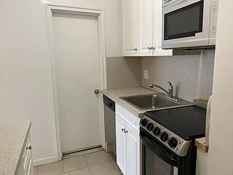 Rented by Bauman Realty Group