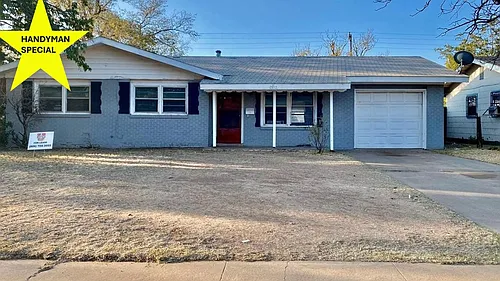 2912 E Baylor St Photo 1