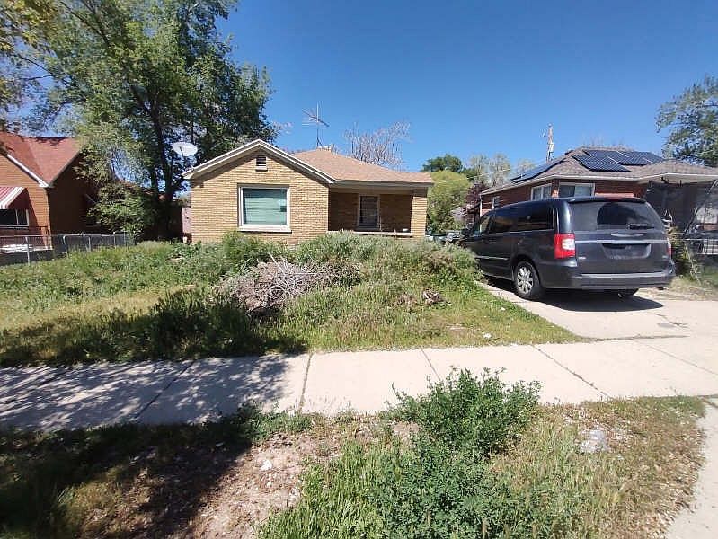 1st image of 960 30th St