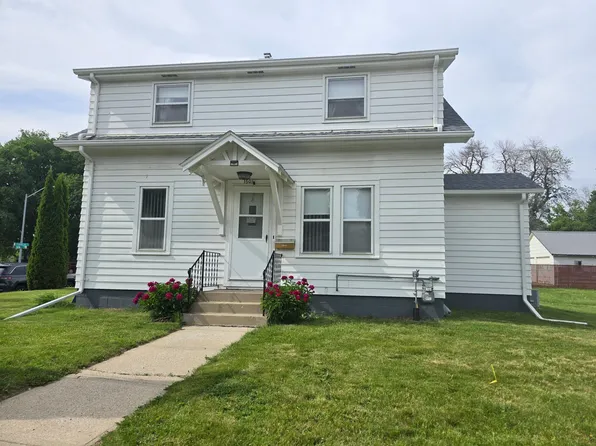 1601 Murray Ave, Worthington, MN 56187