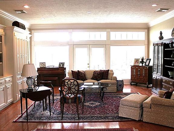 4th image of 20607 Shore Castle Ct