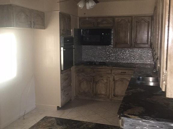5th image of 3931 Wood Ct