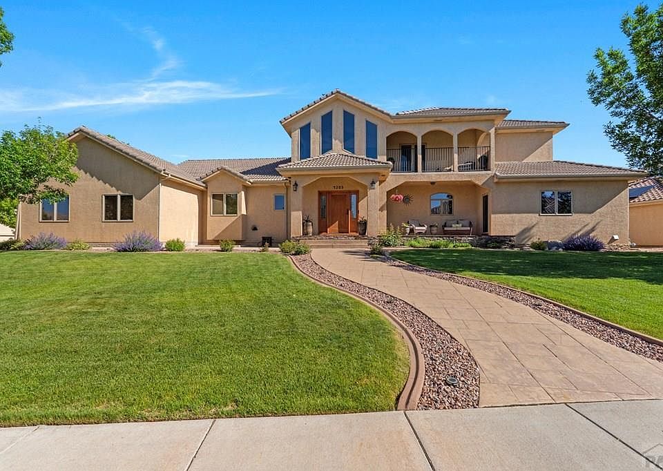 1st image of 4203 Saint Andrews Dr