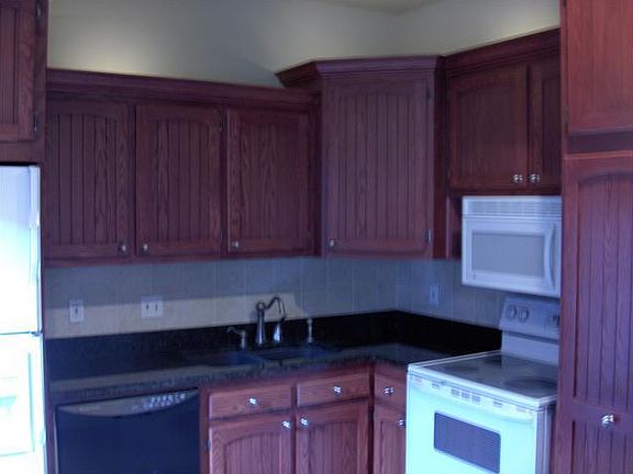 4th image of 6204 N Waterford Blvd #7