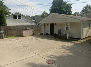 1124 Monument St #2, Noblesville, IN 46060