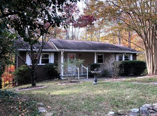 16 Moore Ln, Oak Ridge, TN 37830