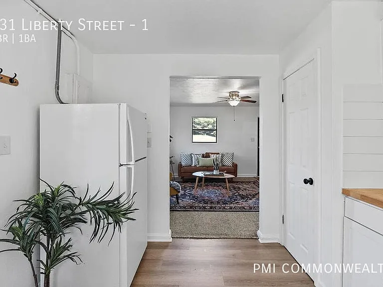 831 Liberty St #1 — Photo 3