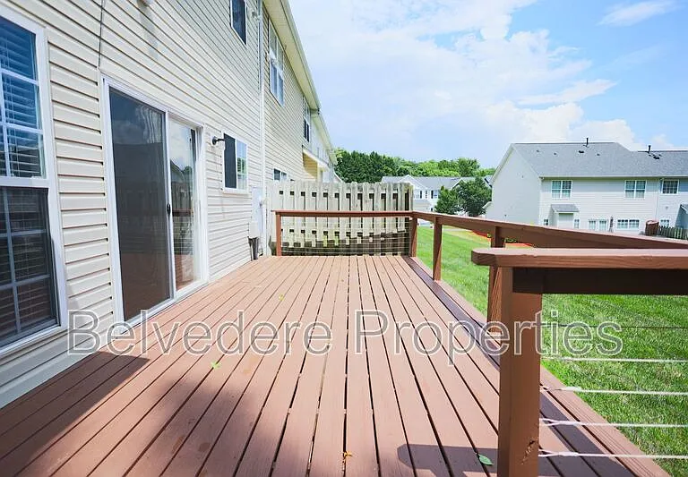 1922 Munn Cir — Photo 26