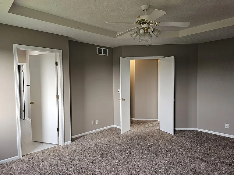 15057 Emmet St — Photo 18
