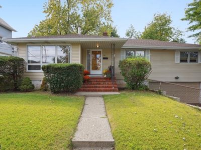 92 Ackerman Ave, Saddle Brook, NJ, 07663