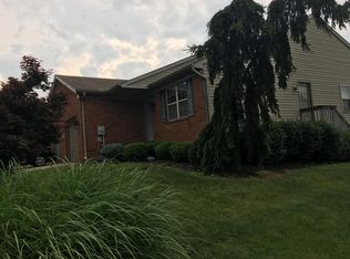792 Harvard Dr #B, Lebanon, OH 45036