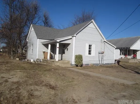 617 E Poplar St, Paragould, AR 72450