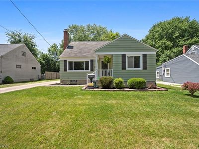 3756 Walter Rd, North Olmsted, OH, 44070