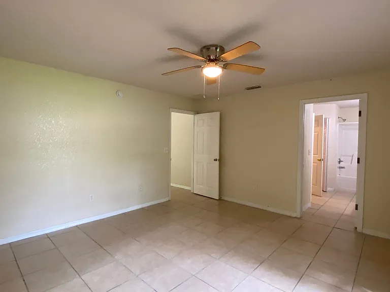 523 Silver Way Dr — Photo 19
