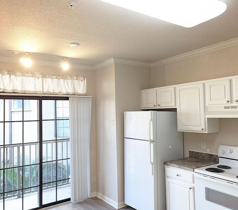 1st image of 911 N Orange Ave APT 303