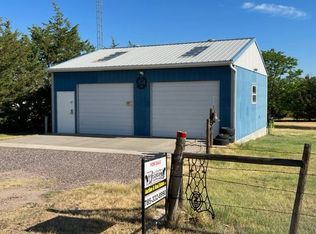 528 S Cherry St, Saint Francis, KS 67756